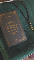 Coffret Cadeau Élégant Personnalisable – Tapis de Prière & Parfum 🌙✨