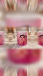 Mug Betty Boop Rose – On mérite une bonne dose de café