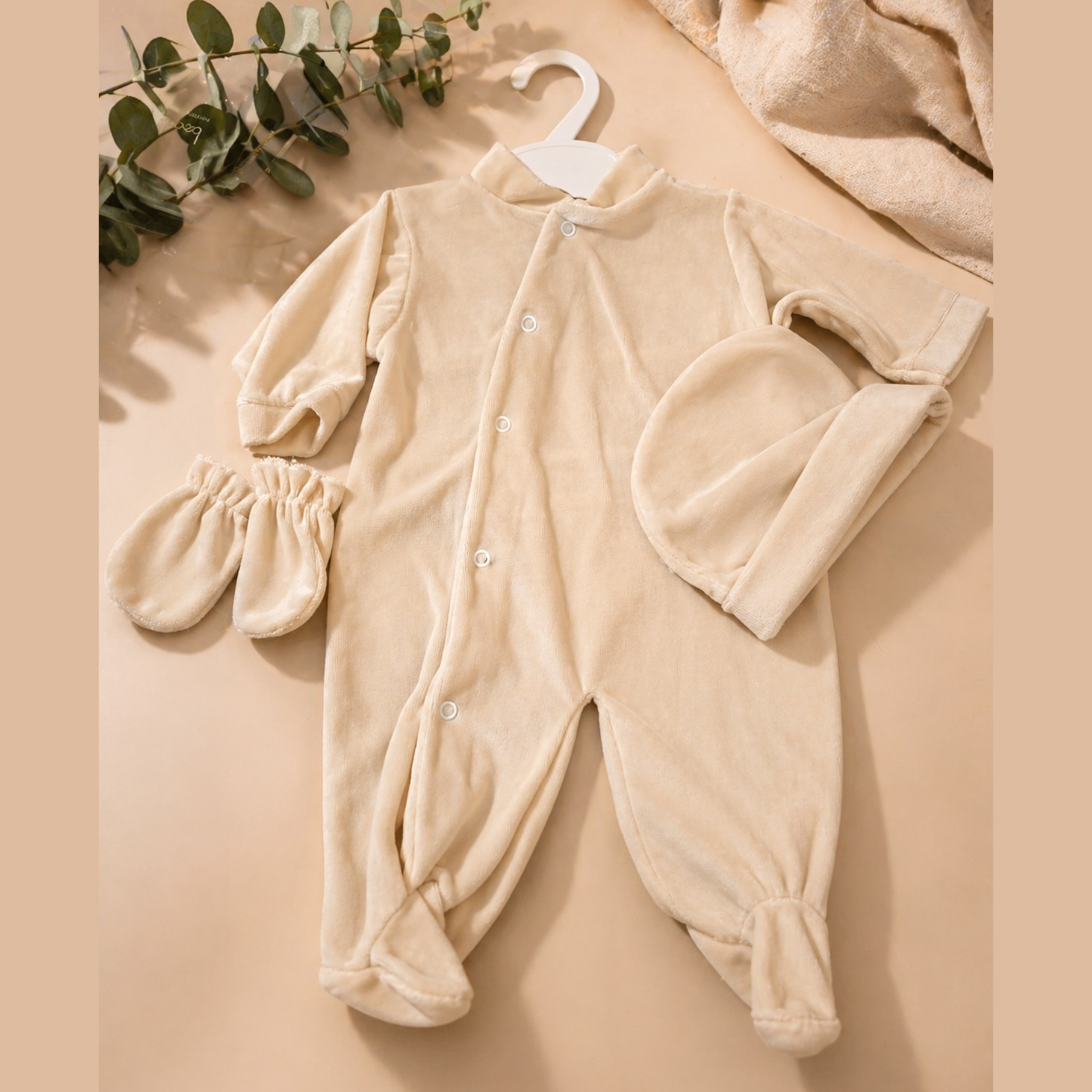 Pyjama Bébé Velours Personnalisable – 0/3 Mois | Ensemble Naissance Doux & Confort