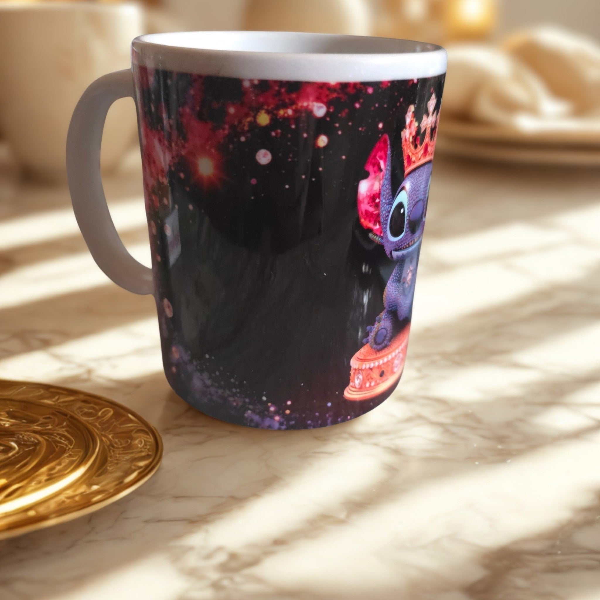 Mug Stitch Couronné – Tasse Céramique 300 ml