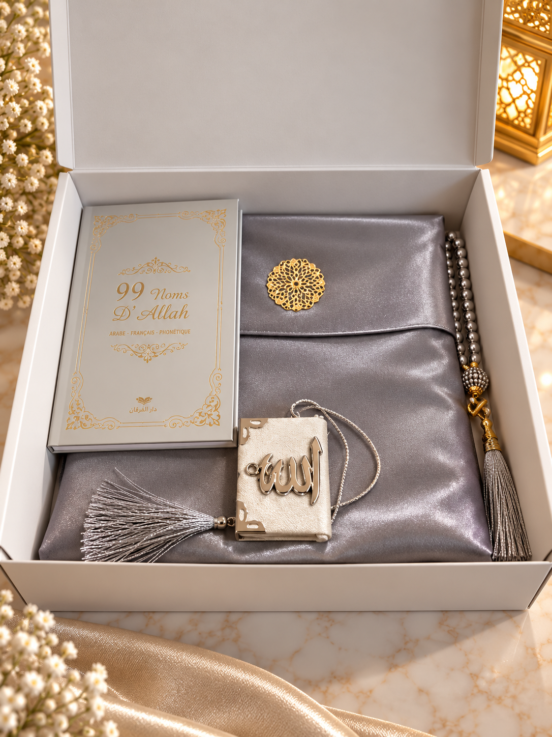 Coffret de prière musulman gris perle & doré – Tapis, Tasbih & 99 Noms d’Allah