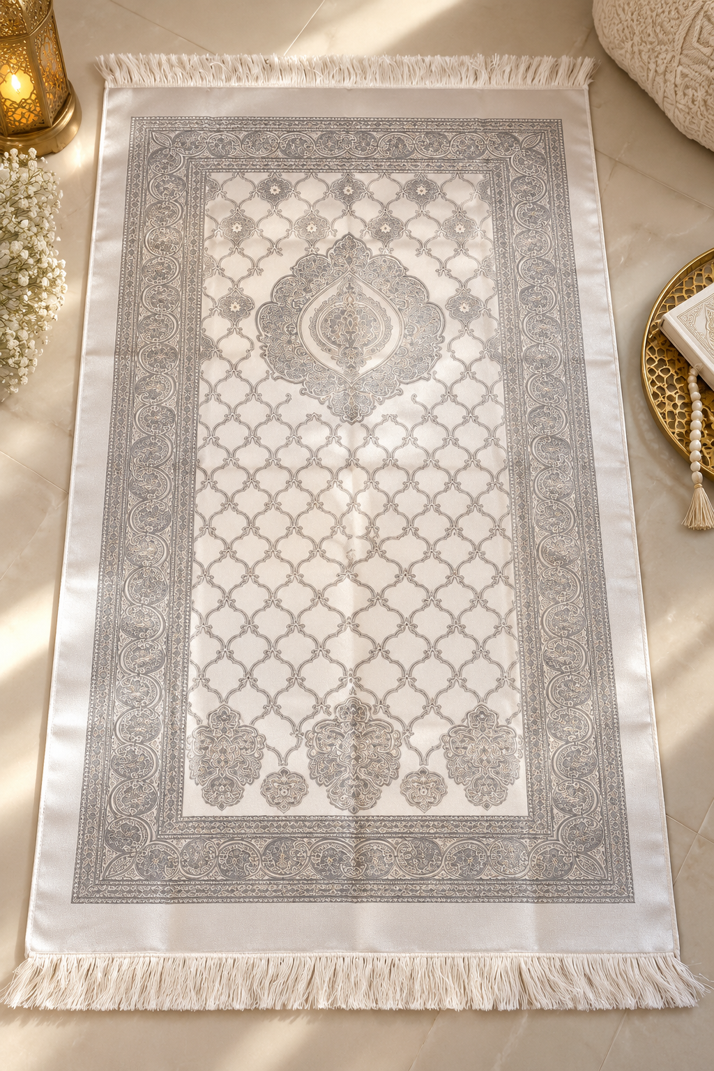 Coffret de prière musulman gris perle & doré – Tapis, Tasbih & 99 Noms d’Allah